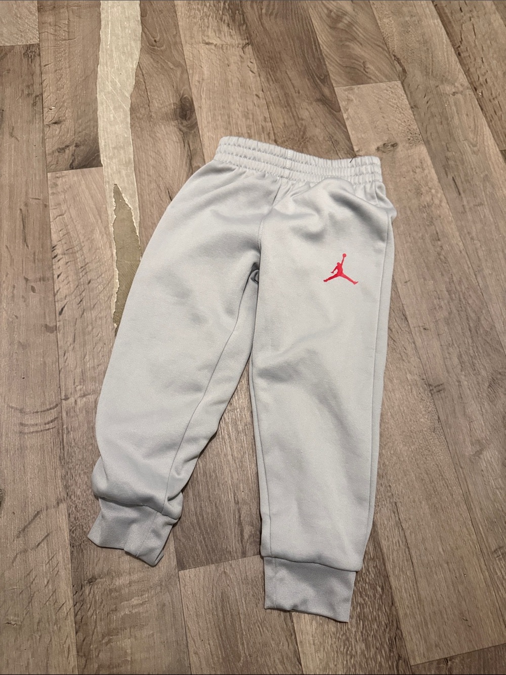 Jordan Kids Light Gray Sweatpants with Pink Jumpman Logo